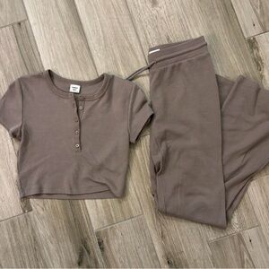 Aritzia Taupe Lounge Set THIS ITEM HAS SOLD